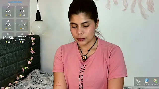 Snapshot of cutehanna1 chatting on 02.12.26 cutehanna1 online show from 02.12.26