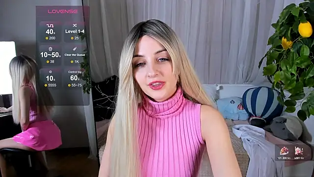 Snapshot of Katty_Lights chatting on 01.12.25 Katty Lights online show from 01.12.25