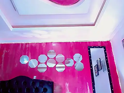 TiffanyMackensyy online show from 09.11.25