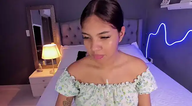 Snapshot of MadyLust chatting on 01.31.25 MadyLust online show from 01.31.25