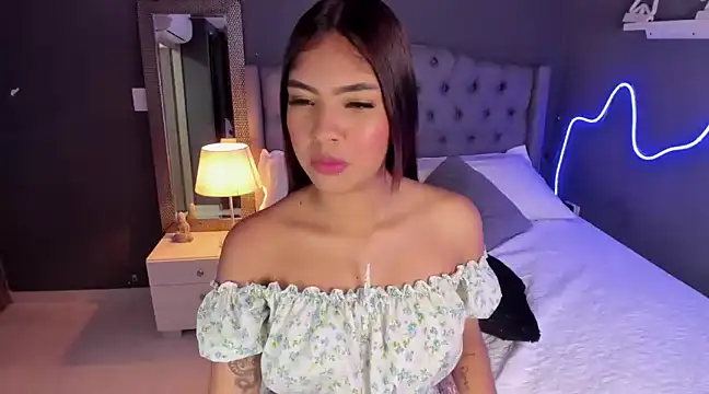 Snapshot of MadyLust chatting on 01.31.25 MadyLust online show from 01.31.25