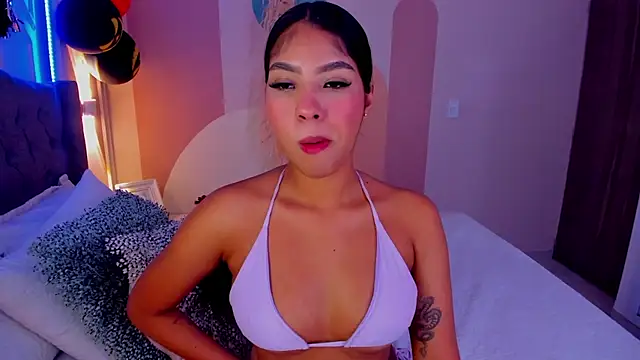 Snapshot of MadyLust chatting on 10.31.25 MadyLust online show from 10.31.25