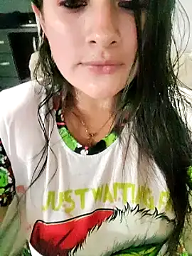 Snapshot of Neve_Collins chatting on 12.27.24 Neve Collins online show from 12.27.24