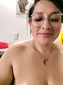 Snapshot of Neve_Collins chatting on 12.29.24 Neve Collins online show from 12.29.24