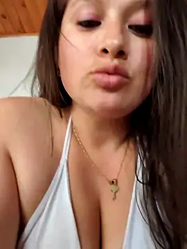 Snapshot of Neve_Collins chatting on 03.13.25 Neve Collins online show from 03.13.25