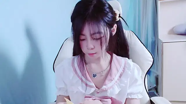 xiyao1314 online show from 10.31.25