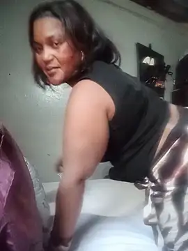 Snapshot of SexyEbony37X chatting on 06.07.26 SexyEbony37X online show from 06.07.26