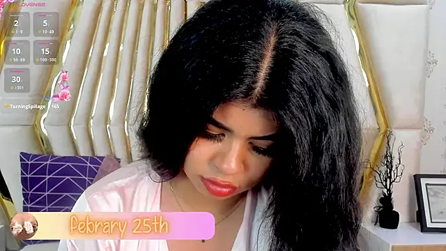 Snapshot of sccarlett_rousse chatting on 02.22.25 sccarlett rousse online show from 02.22.25