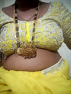 Snapshot of Telugu-mirchi chatting on 10.26.25 Telugu-mirchi online show from 10.26.25