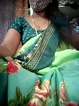 Snapshot of Telugu-mirchi chatting on 10.28.25 Telugu-mirchi online show from 10.28.25