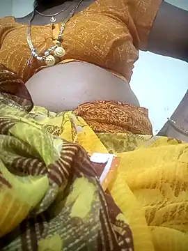 Snapshot of Telugu-mirchi chatting on 10.28.25 Telugu-mirchi online show from 10.28.25