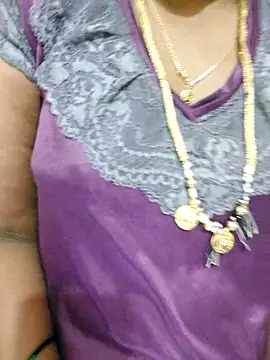 Snapshot of Telugu-mirchi chatting on 11.16.25 Telugu-mirchi online show from 11.16.25