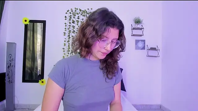 Noellesable online show from 12.04.24