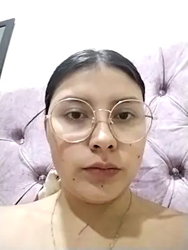 Noellesable online show from 10.25.25