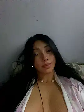 Snapshot of sweet_kitty0110 chatting on 12.02.24 sweet kitty0110 online show from 12.02.24