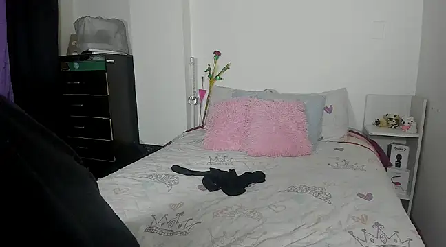 Snapshot of aiko_mori chatting on 03.11.25 aiko mori online show from 03.11.25