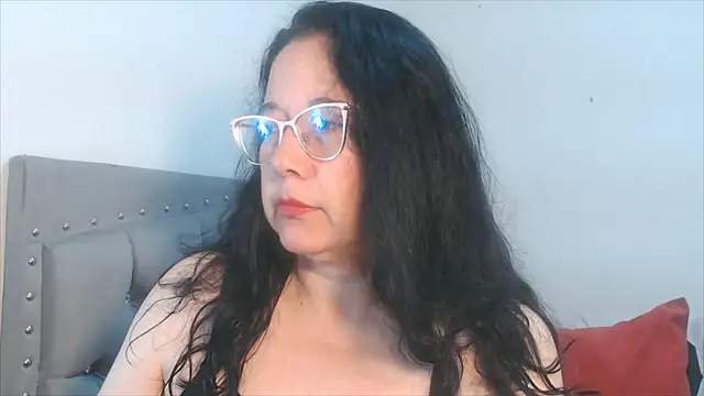 maturepriscila online show from 09.10.25