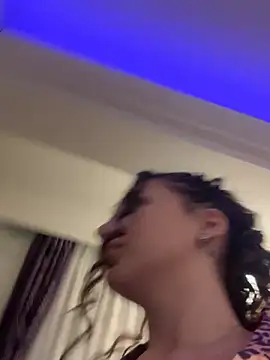 lissa yasemin online show from 02.14.25