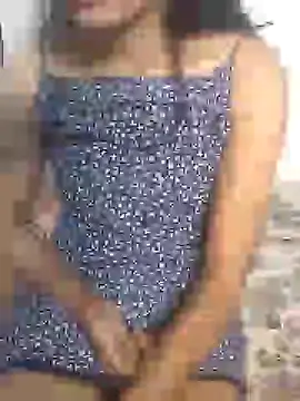 Snapshot of Aaliyalove1 chatting on 02.01.25 Aaliyalove1 online show from 02.01.25