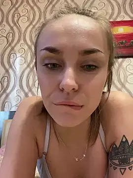 Snapshot of Burning_girlss chatting on 12.14.24 Burning girlss online show from 12.14.24