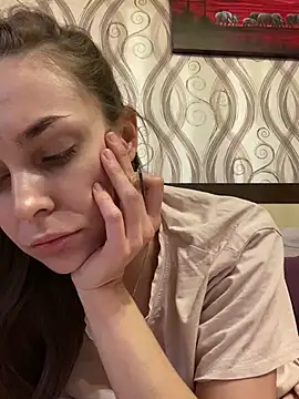 Snapshot of Burning_girlss chatting on 12.23.24 Burning girlss online show from 12.23.24