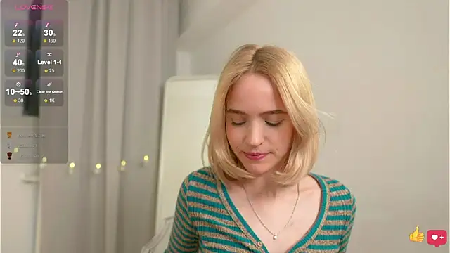 Snapshot of lolly_pie chatting on 12.16.24 lolly pie online show from 12.16.24