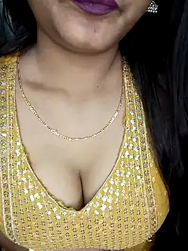 NOTY-LOVE-05 online show from 03.03.25