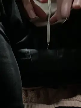 Snapshot of xxxxxrenxxxxx chatting on 12.24.24 xxxxxrenxxxxx online show from 12.24.24