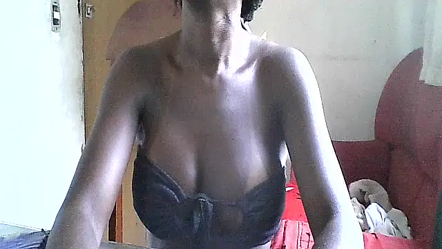 maisinha3193 online show from 04.14.26
