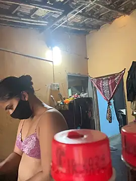 Black Glow online show from 01.16.25