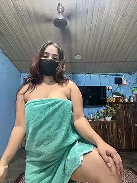 Black Glow online show from 03.10.25