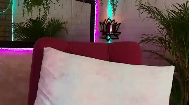 Snapshot of _mamush chatting on 03.07.25 mamush online show from 03.07.25