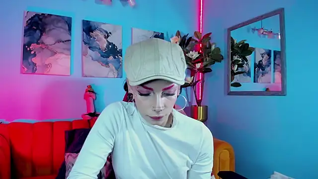 Snapshot of _mamush chatting on 11.22.25 mamush online show from 11.22.25