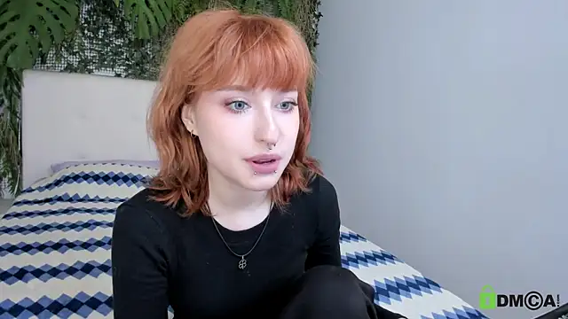 Snapshot of ElizaNik_ chatting on 10.09.25 ElizaNik online show from 10.09.25
