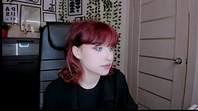 Snapshot of ElizaNik_ chatting on 07.08.26 ElizaNik online show from 07.08.26