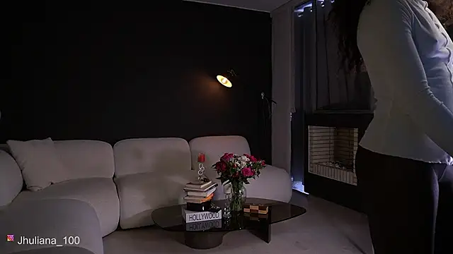 paulacora100 online show from 03.24.26