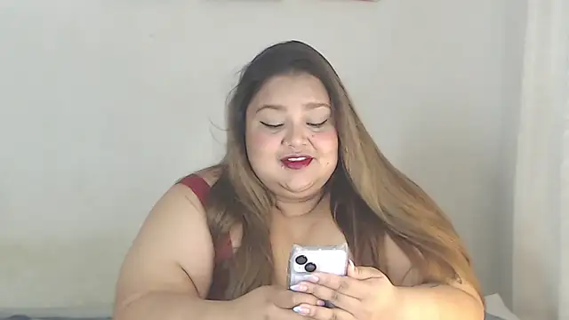 Snapshot of lovemyfatpussy chatting on 11.24.25 lovemyfatpussy online show from 11.24.25