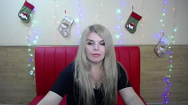 Snapshot of Julya_Barbi chatting on 01.06.25 Julya Barbi online show from 01.06.25