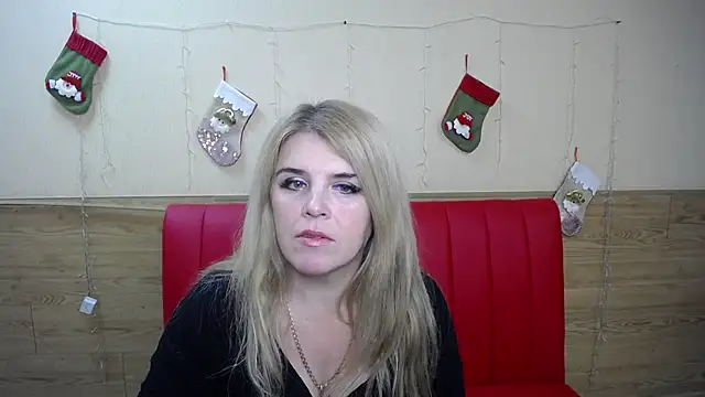 Snapshot of Julya_Barbi chatting on 01.19.25 Julya Barbi online show from 01.19.25