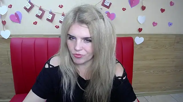 Snapshot of Julya_Barbi chatting on 01.25.25 Julya Barbi online show from 01.25.25