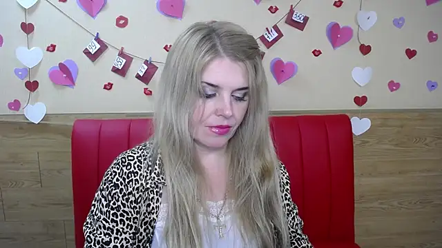 Snapshot of Julya_Barbi chatting on 02.24.25 Julya Barbi online show from 02.24.25