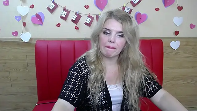 Snapshot of Julya_Barbi chatting on 03.02.25 Julya Barbi online show from 03.02.25
