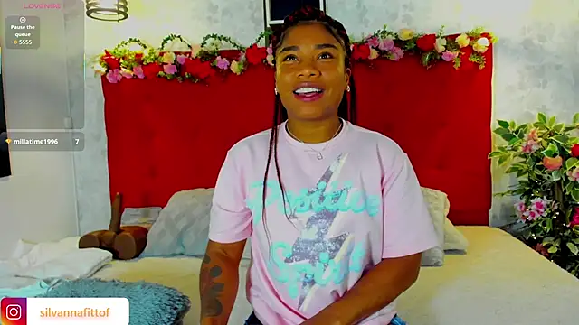 SilvannaFit online show from 11.30.25