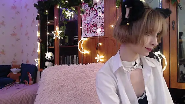 cloudgirrl online show from 02.26.25