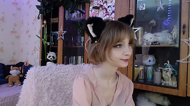 cloudgirrl online show from 03.12.25