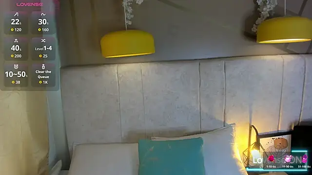 Snapshot of frreeya chatting on 11.19.25 frreeya online show from 11.19.25