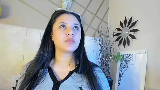 Snapshot of frreeya chatting on 02.14.26 frreeya online show from 02.14.26