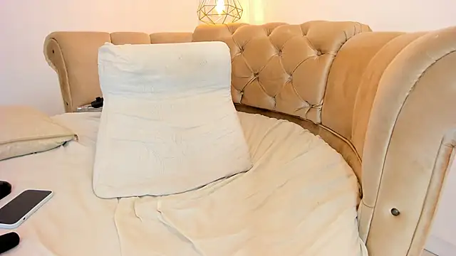 khloeblake online show from 02.26.25