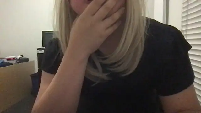 Snapshot of Jessica-Aine chatting on 12.02.24 Jessica-Aine online show from 12.02.24