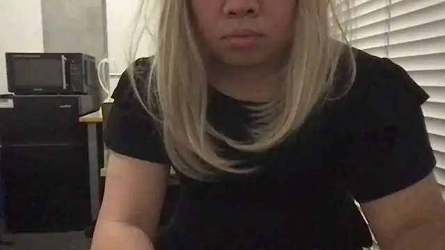 Snapshot of Jessica-Aine chatting on 12.03.24 Jessica-Aine online show from 12.03.24